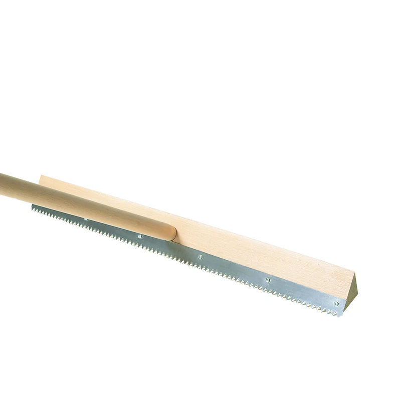 Dreikant-Scharrierholz, Breite 70 cm inkl. Stiel